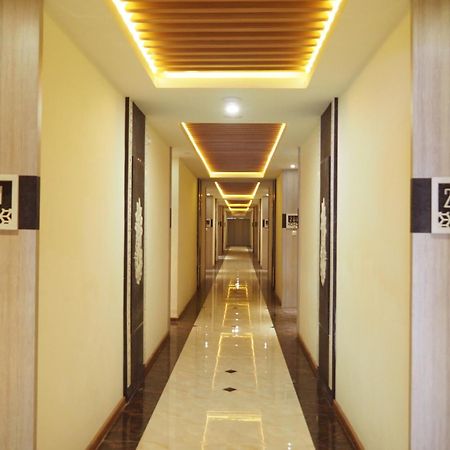 Luminor Hotel Banyuwangi By Wh Exterior photo