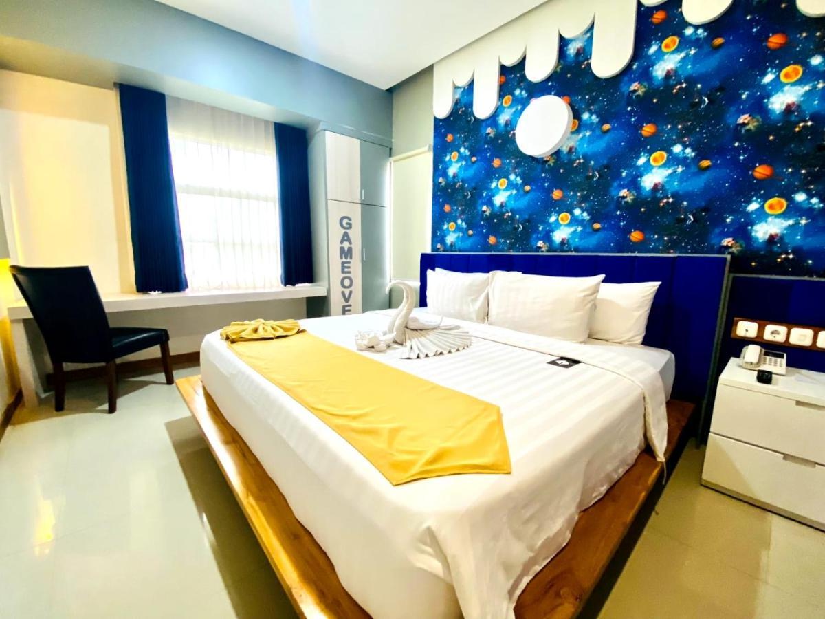 Luminor Hotel Banyuwangi By Wh Exterior photo