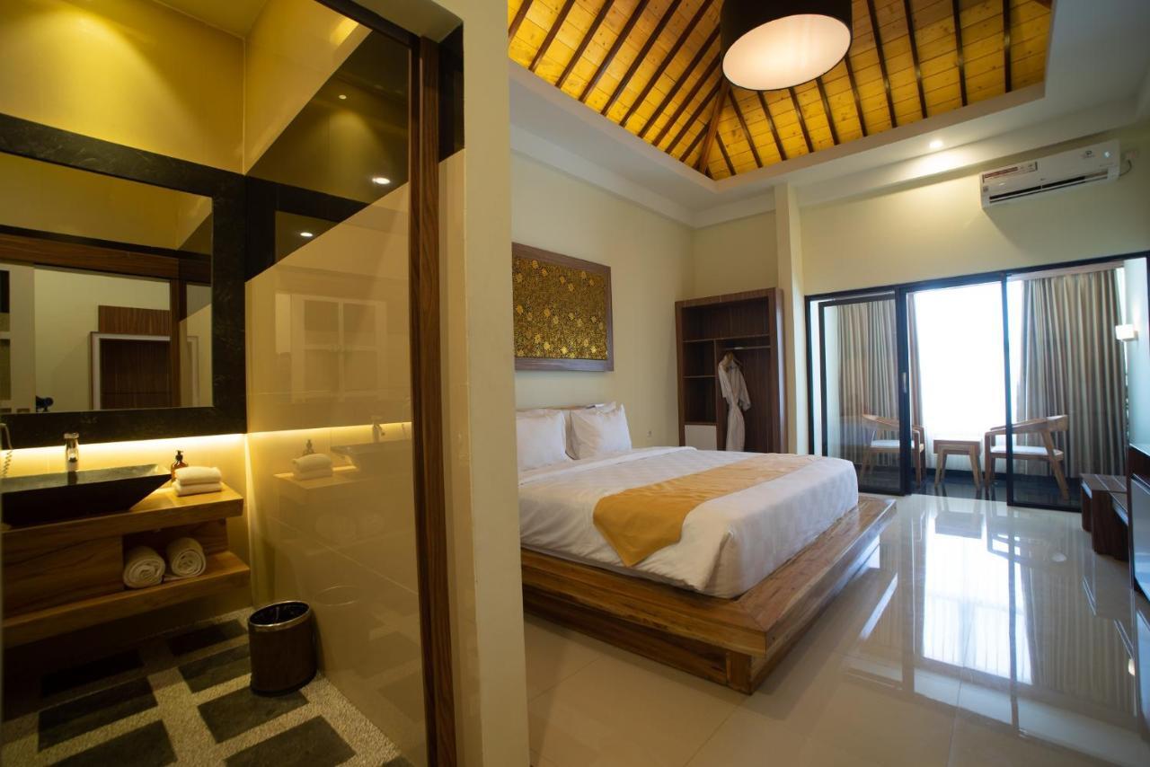 Luminor Hotel Banyuwangi By Wh Exterior photo