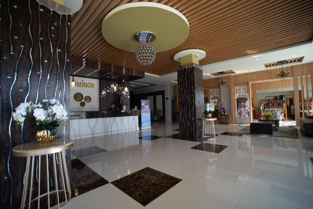 Luminor Hotel Banyuwangi By Wh Exterior photo