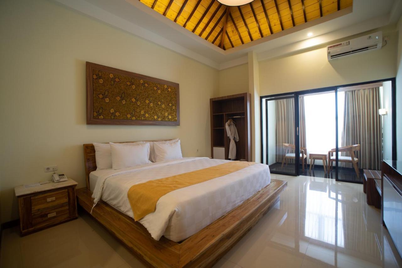 Luminor Hotel Banyuwangi By Wh Exterior photo
