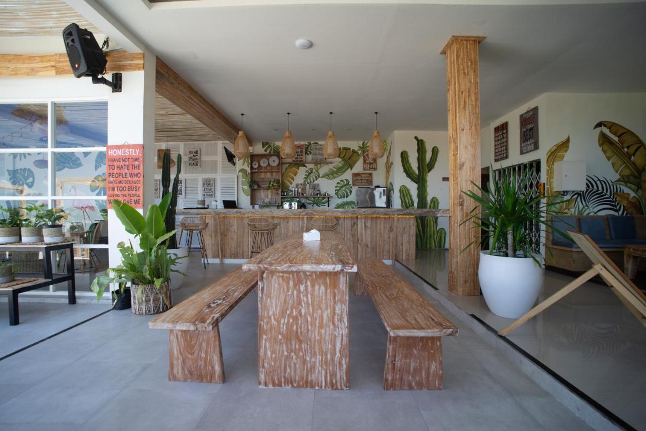 Luminor Hotel Banyuwangi By Wh Exterior photo