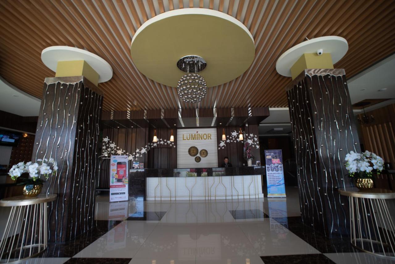 Luminor Hotel Banyuwangi By Wh Exterior photo